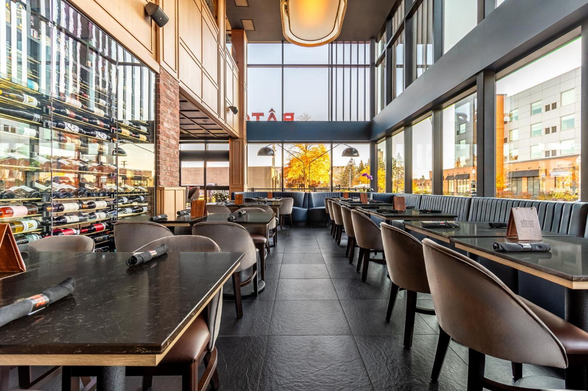 Crowne Plaza Hotel Moncton Downtown By Ihg Exterior foto
